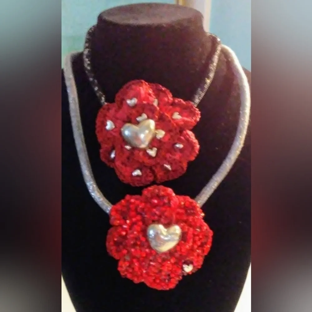 NWT Luxury Artisanal Handmade Convertible Choker